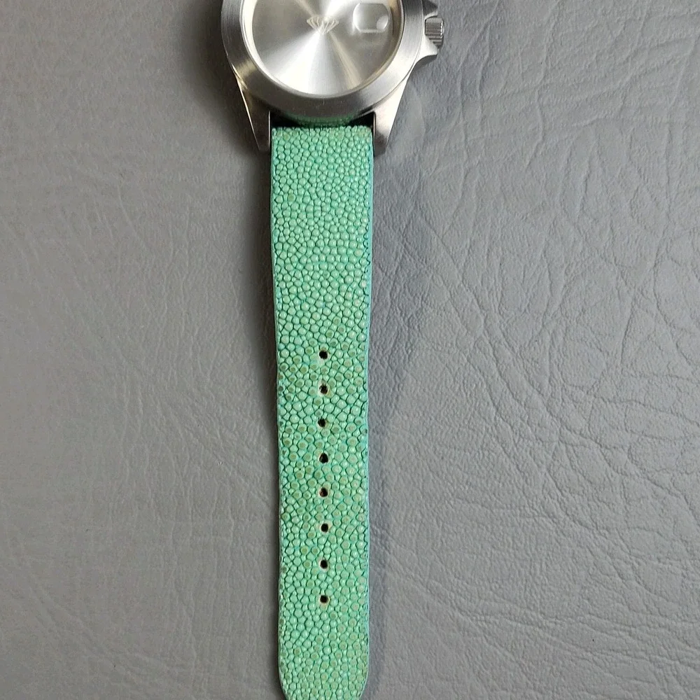Becomb Diamond Genuine Stingray Watch‎ 